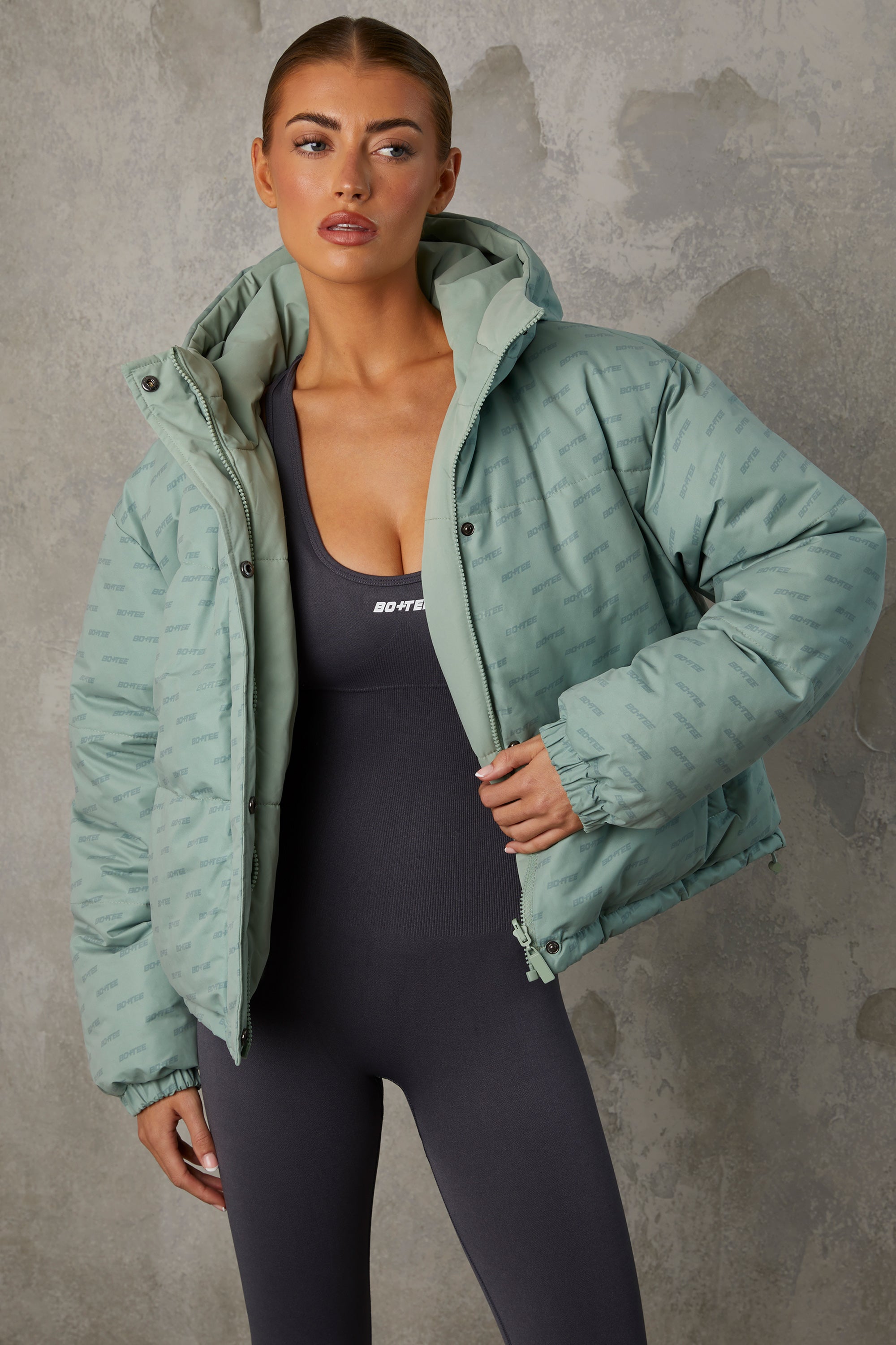 Layer Up Reversible Hooded Puffer Jacket in Iceberg Green