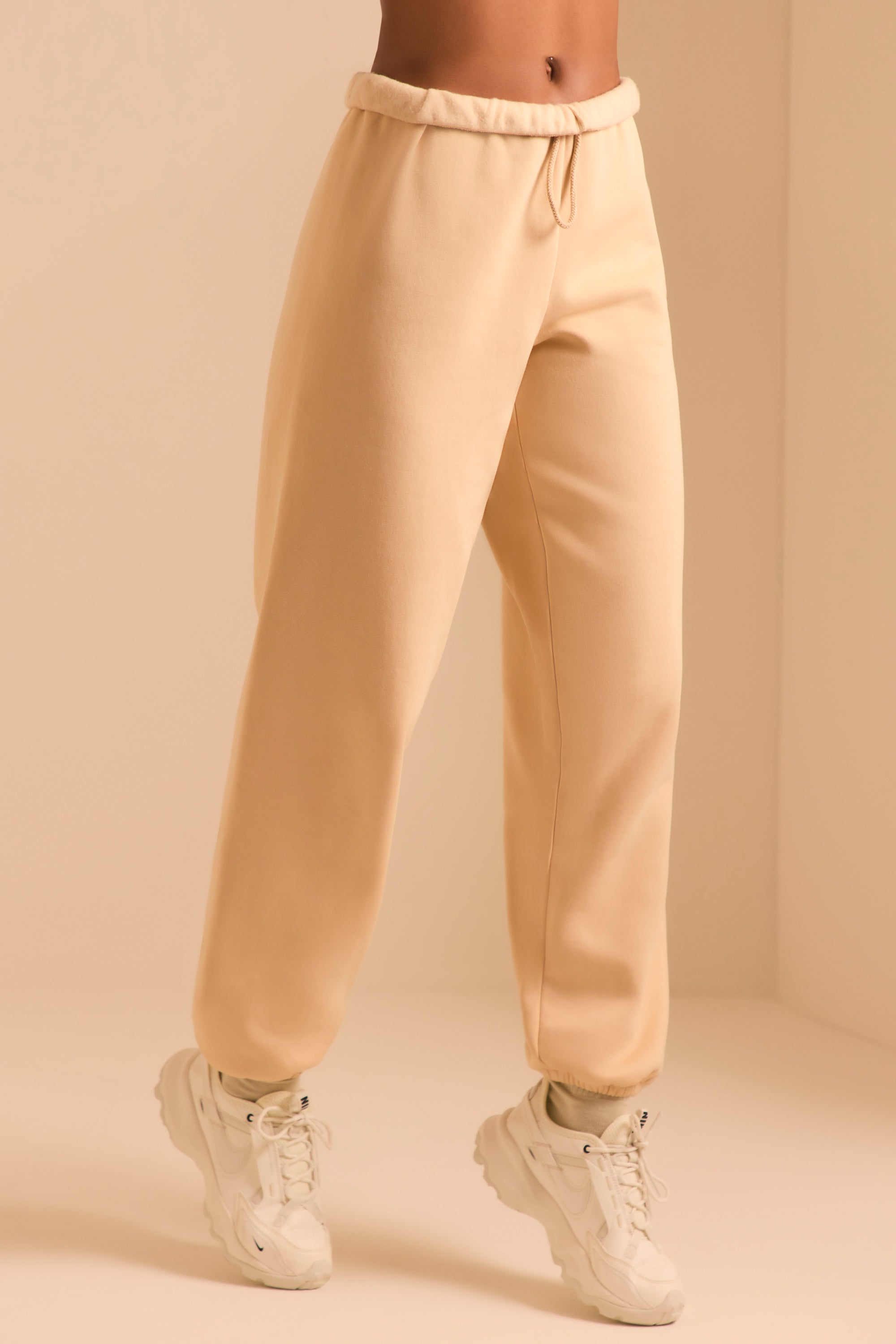 Pacific Relaxed Fit Joggers in Sand
